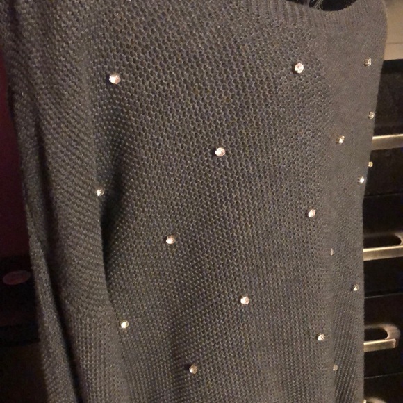 Sweater - Picture 2 of 2